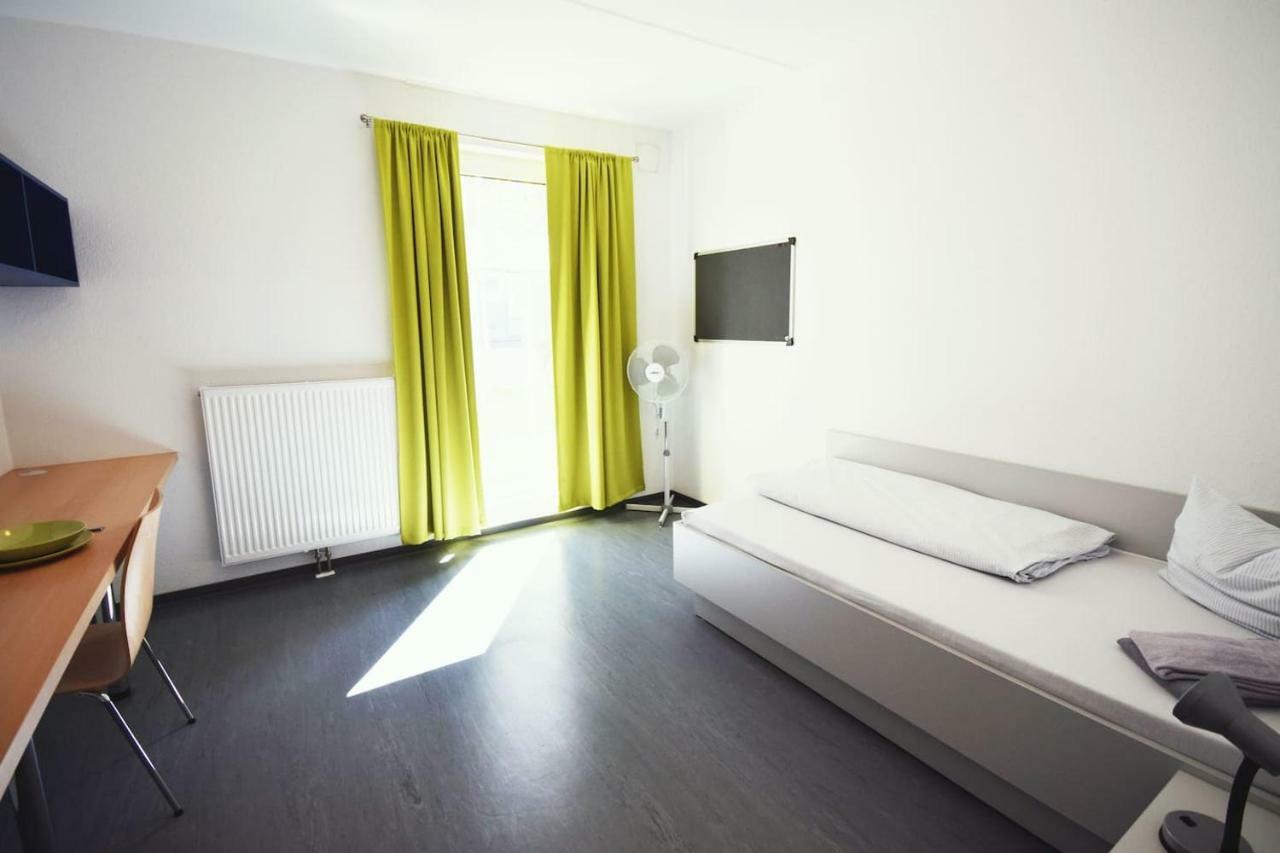 Campus-Gastehaus Aparthotel Mannheim Buitenkant foto
