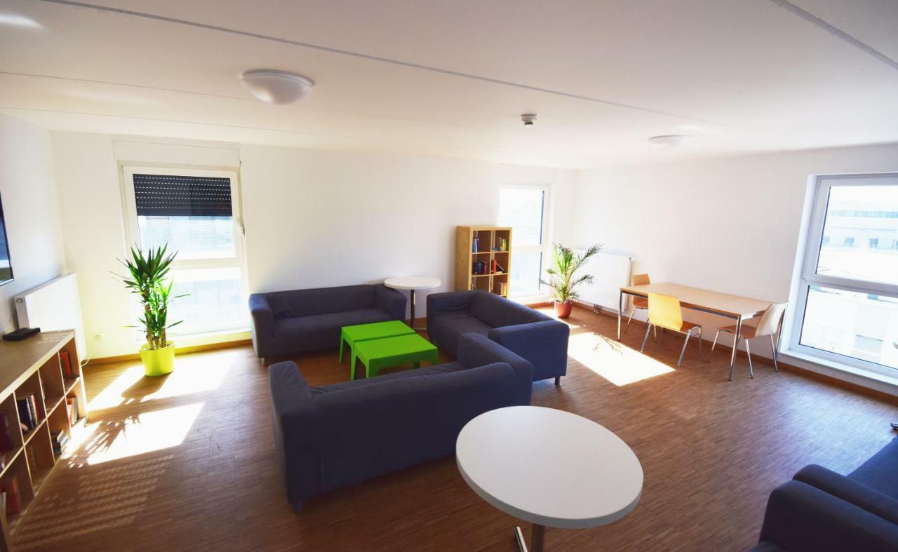 Campus-Gastehaus Aparthotel Mannheim Buitenkant foto